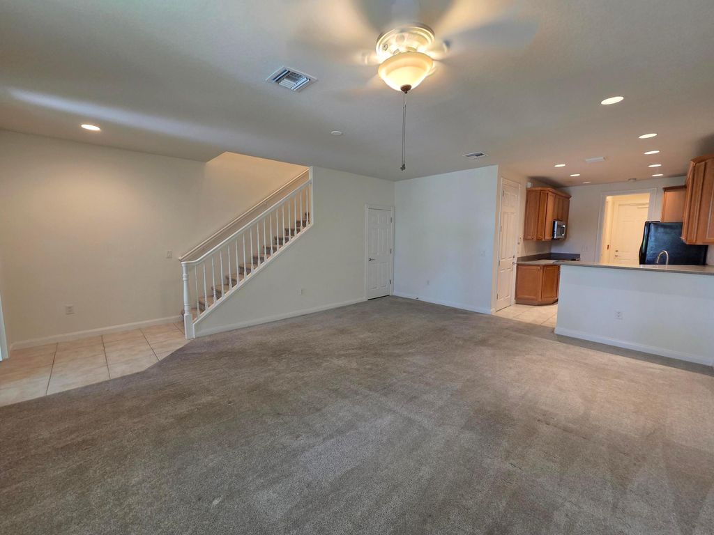 Photo of 1411 N Jeaga Drive, Jupiter, FL 33458 (MLS # B26028972)
