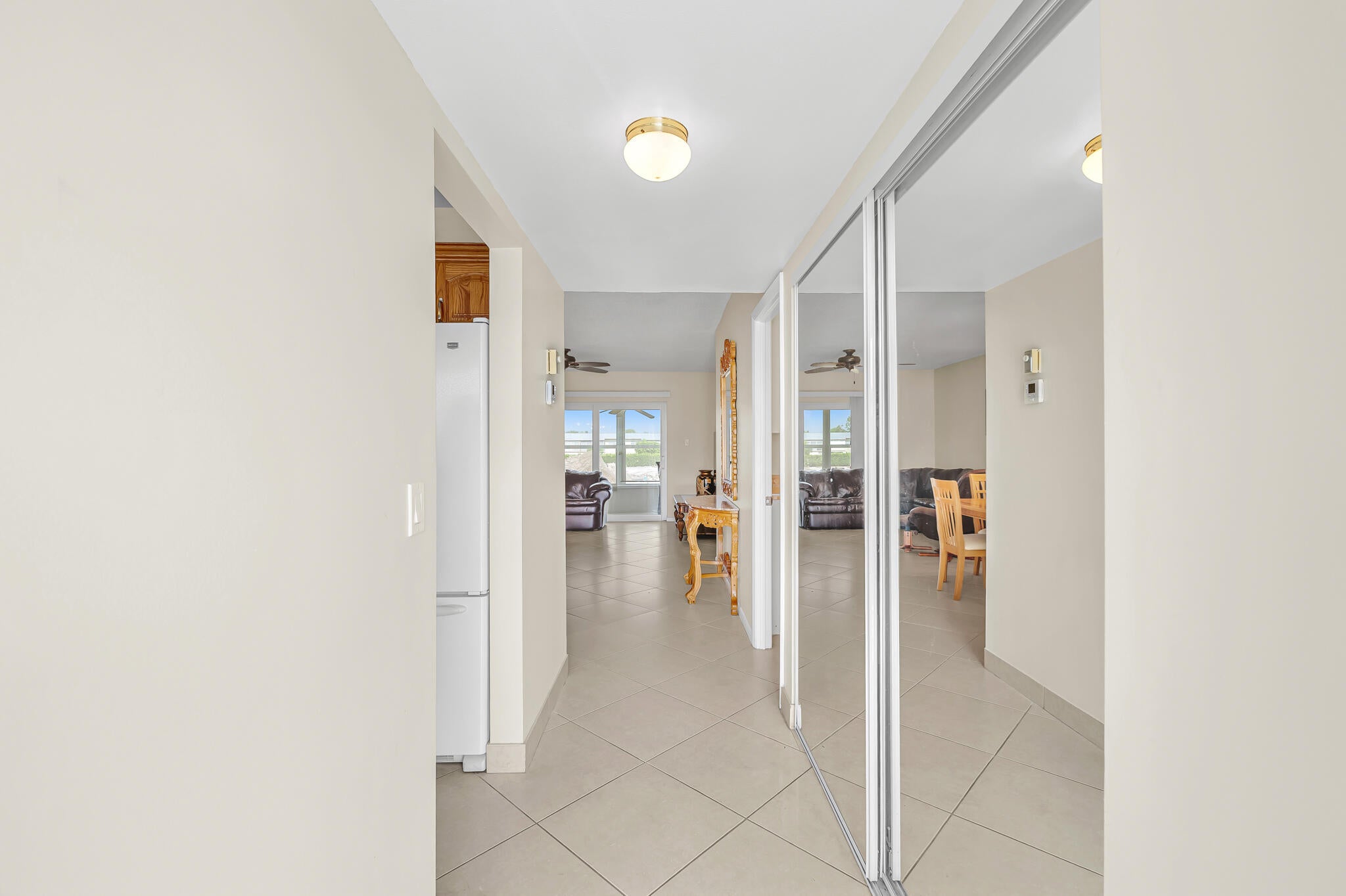 601 NW 76th Terrace 206, Margate FL 33063