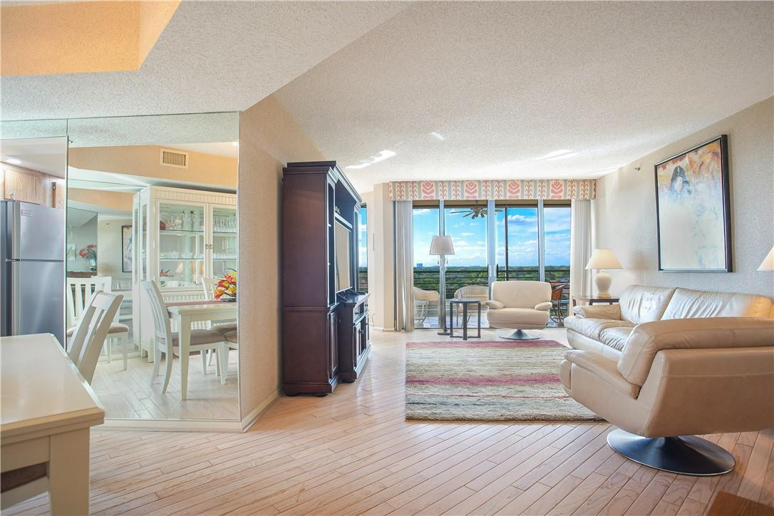 ENVIRON TOWERS - Residential