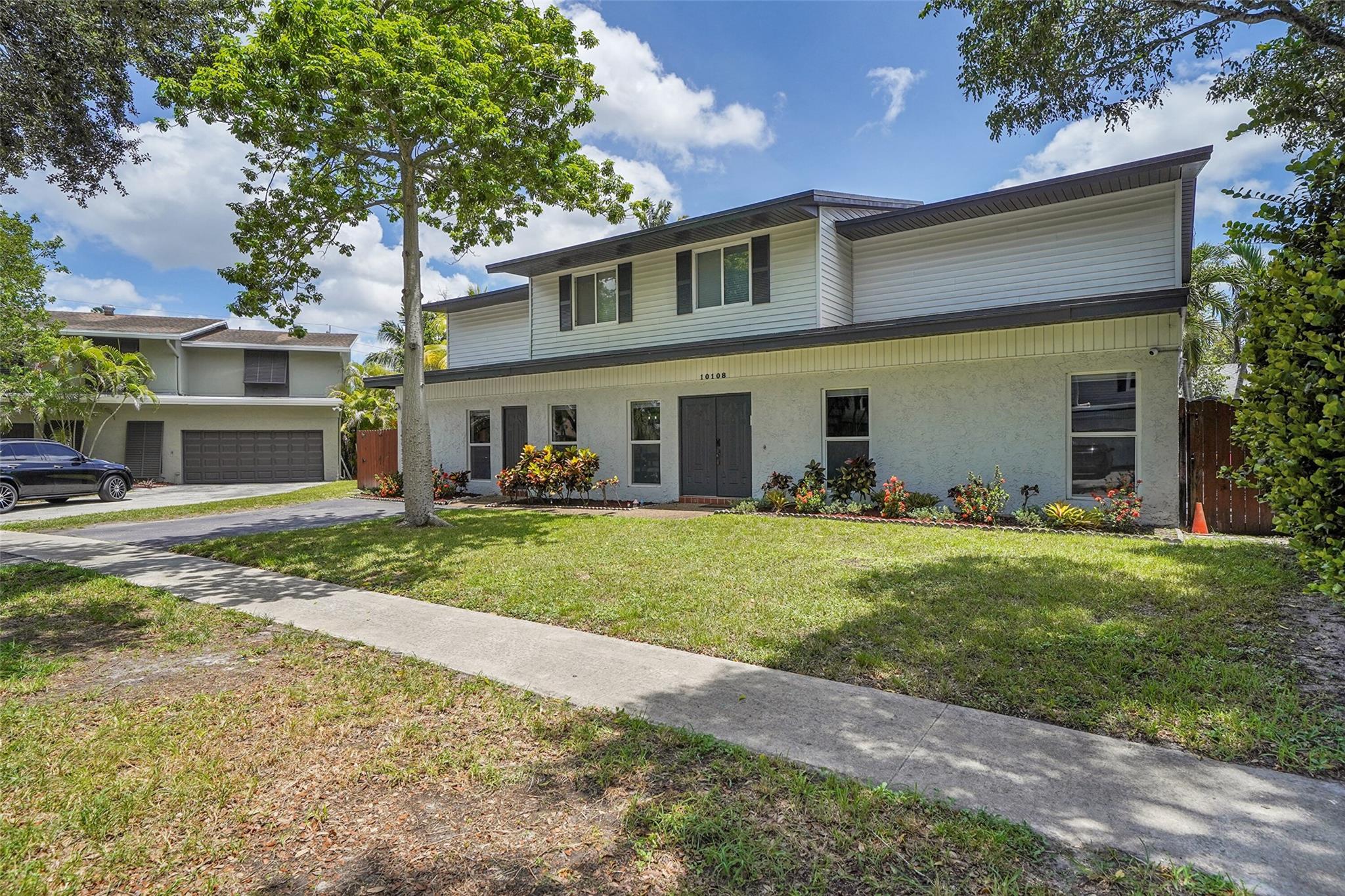 10108 SW 53rd Ct
