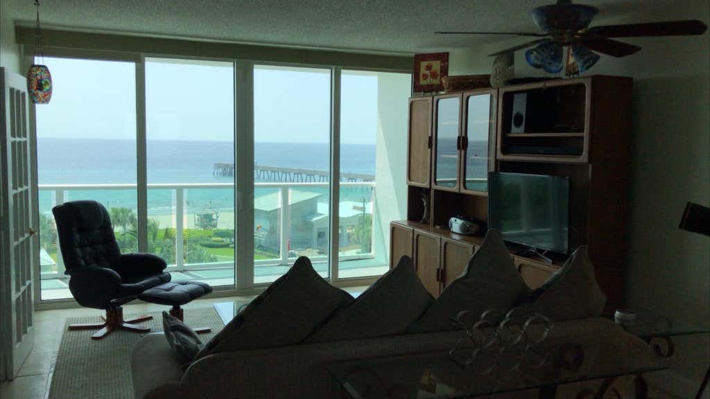 Photo of 333 NE 21ST Avenue #814, Deerfield Beach, FL 33441 (MLS # B26062647)