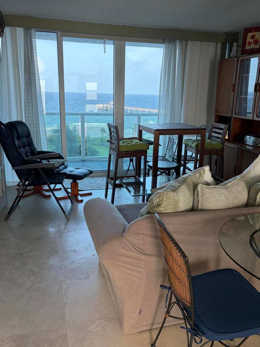 Photo of 333 NE 21ST Avenue #814, Deerfield Beach, FL 33441 (MLS # B26062647)