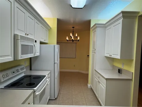 7765 Yardley Dr Unit 403, Tamarac, FL MLS: F10458194