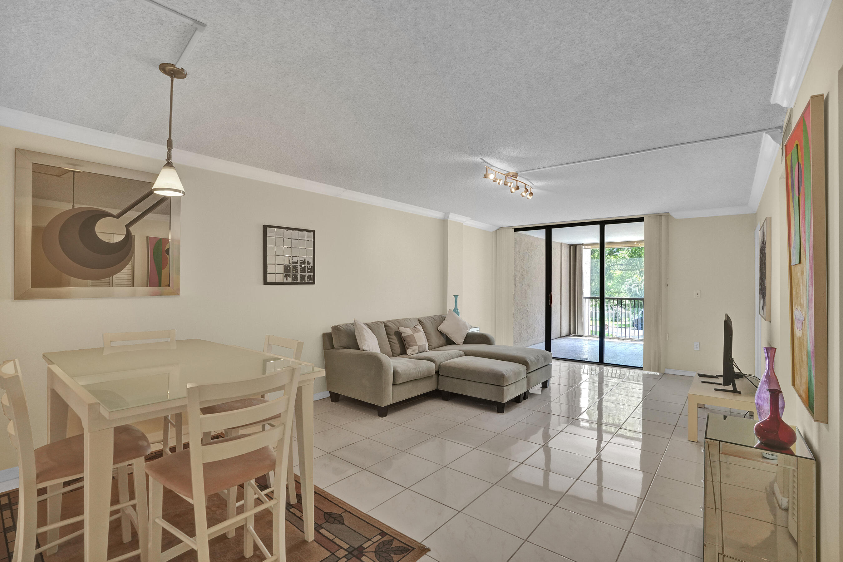 GRANDVIEW AT EMERALD HILLS CONDO - Residential