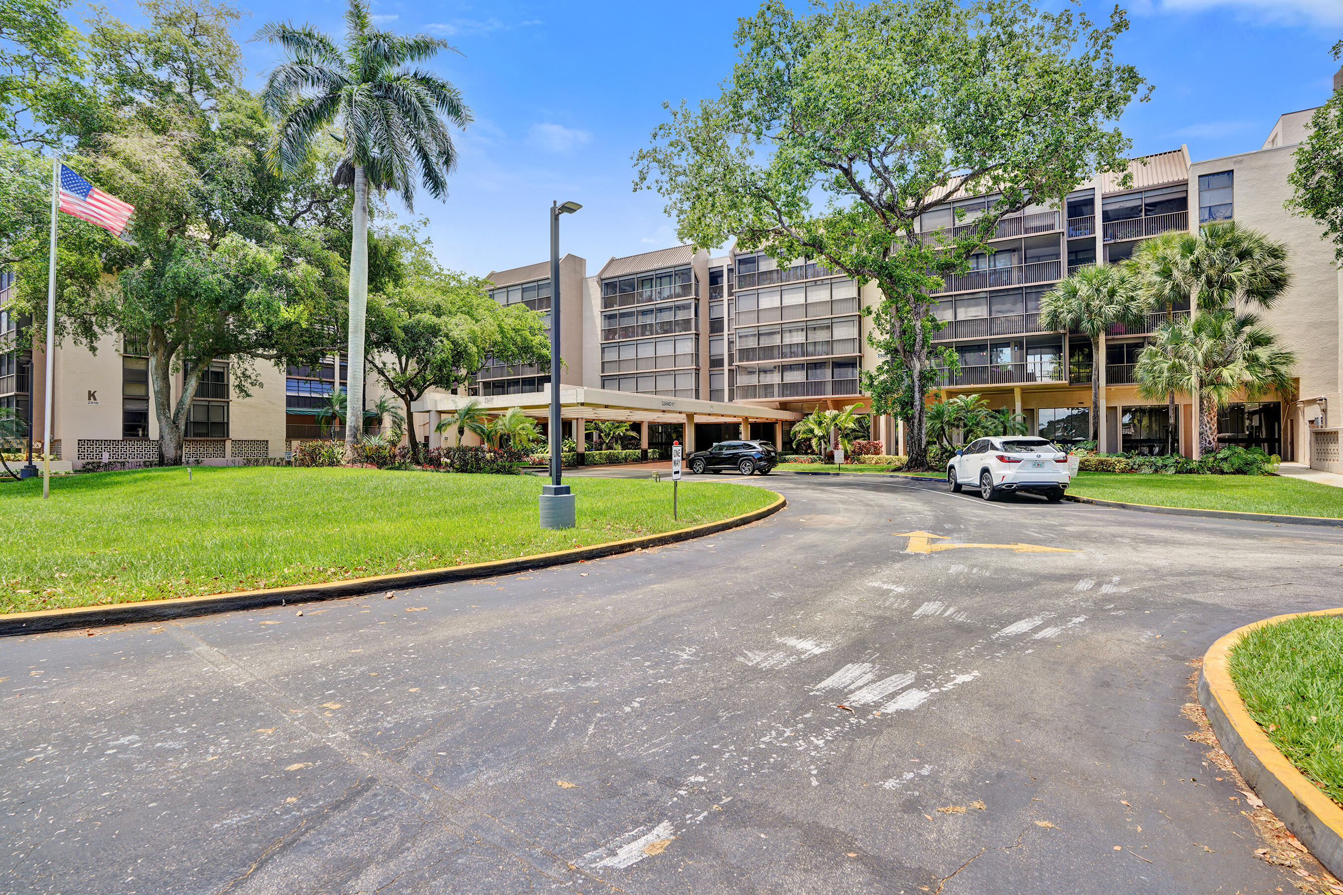 GRANDVIEW AT EMERALD HILLS CONDO - Residential