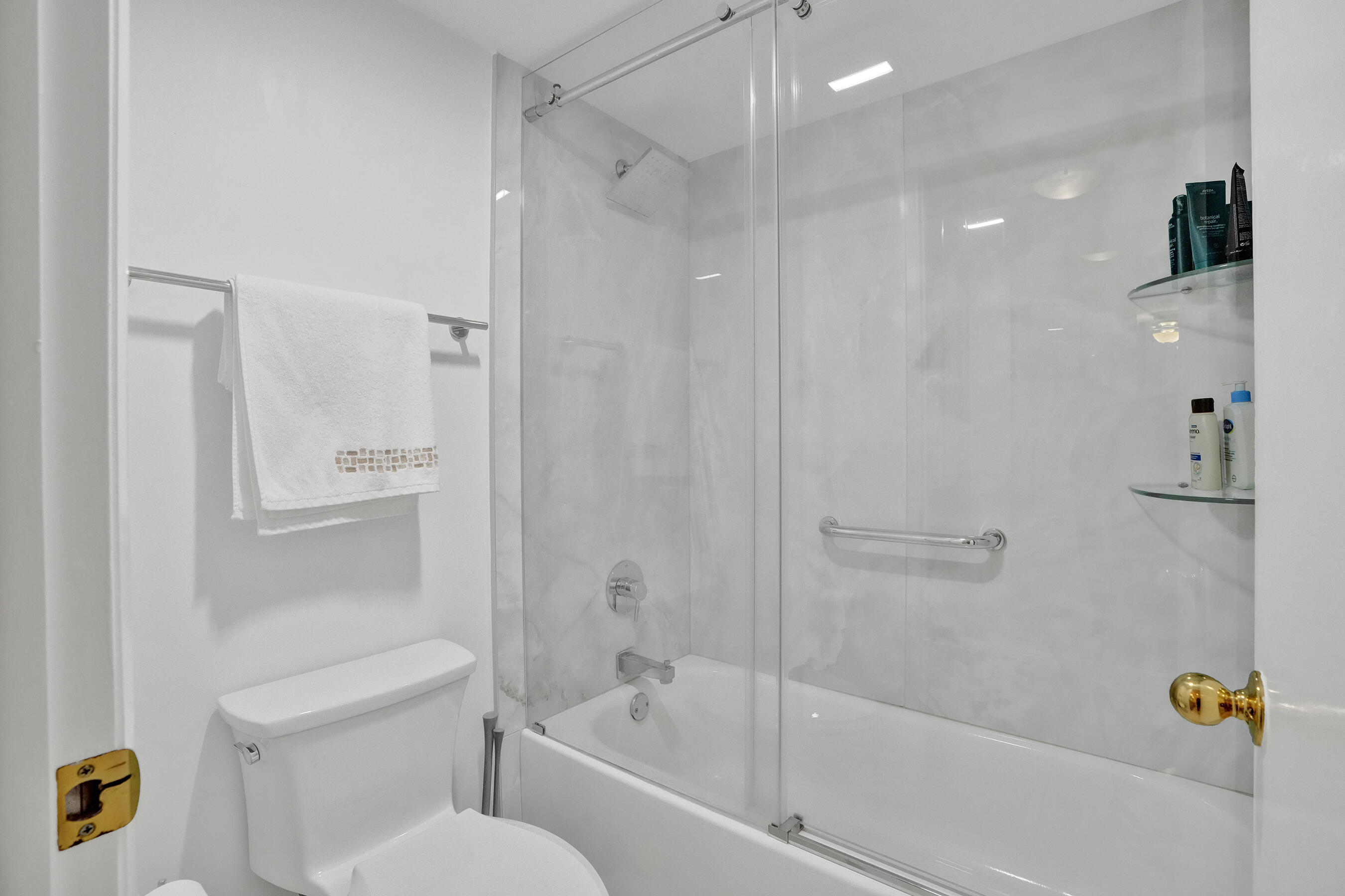 GRANDVIEW AT EMERALD HILLS CONDO - Residential