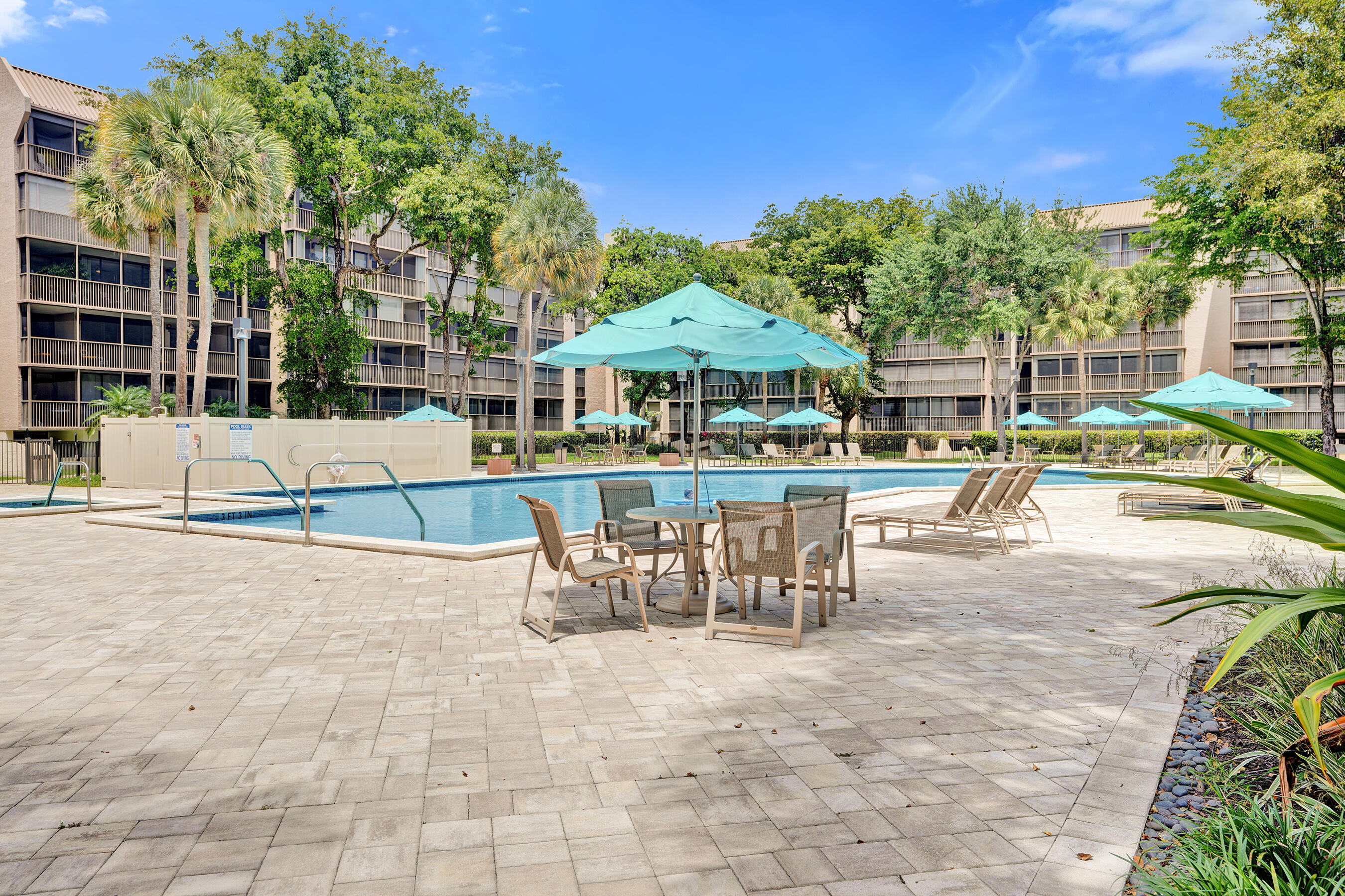 GRANDVIEW AT EMERALD HILLS CONDO - Residential