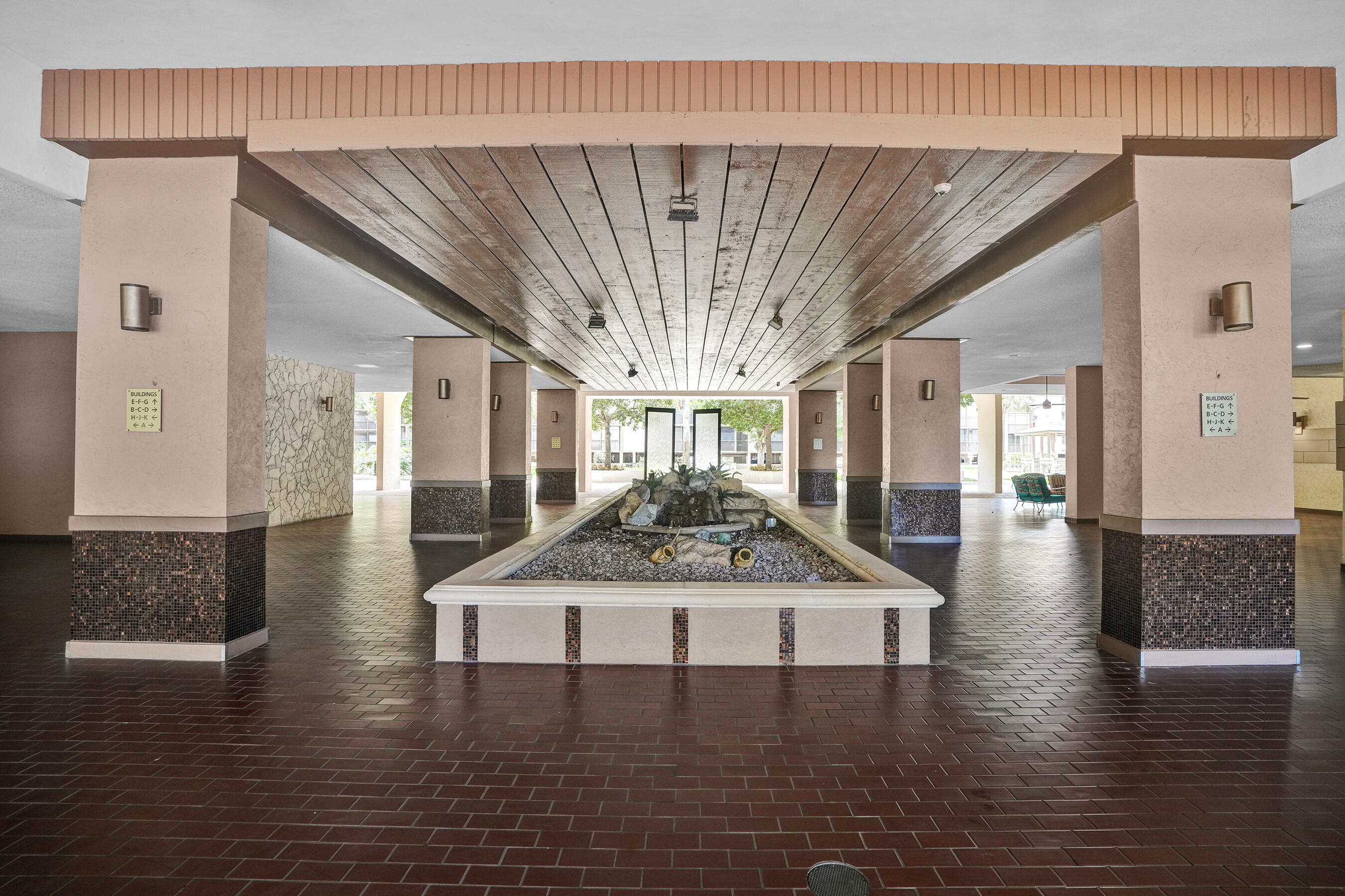 GRANDVIEW AT EMERALD HILLS CONDO - Residential