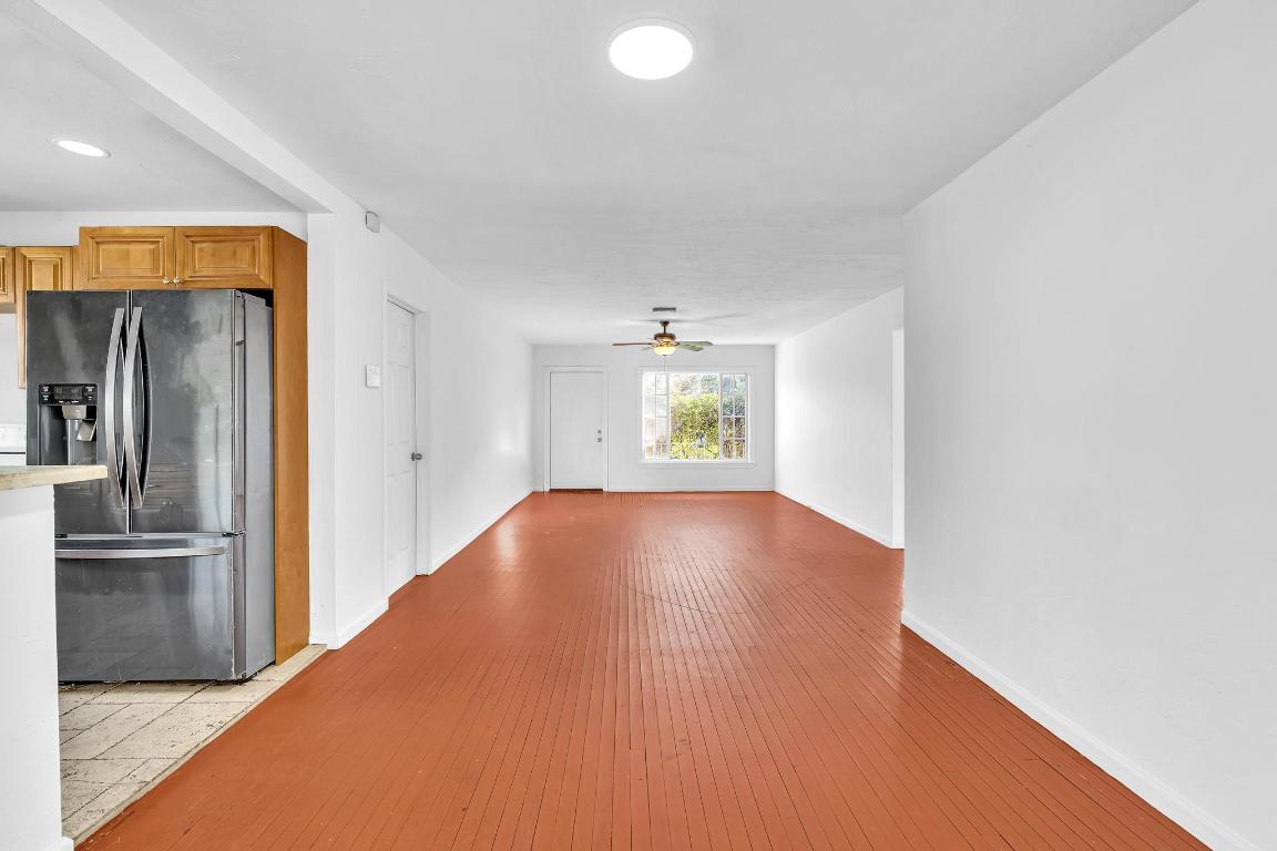 LAKE WORTH TOWN OF - Residential