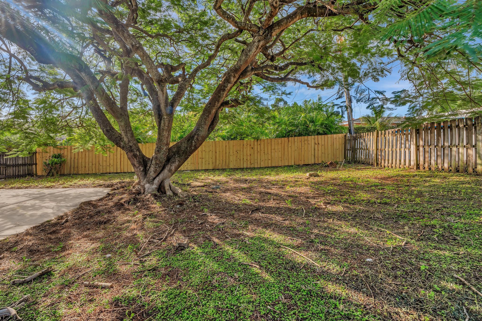 LAKE WORTH TOWN OF - Residential