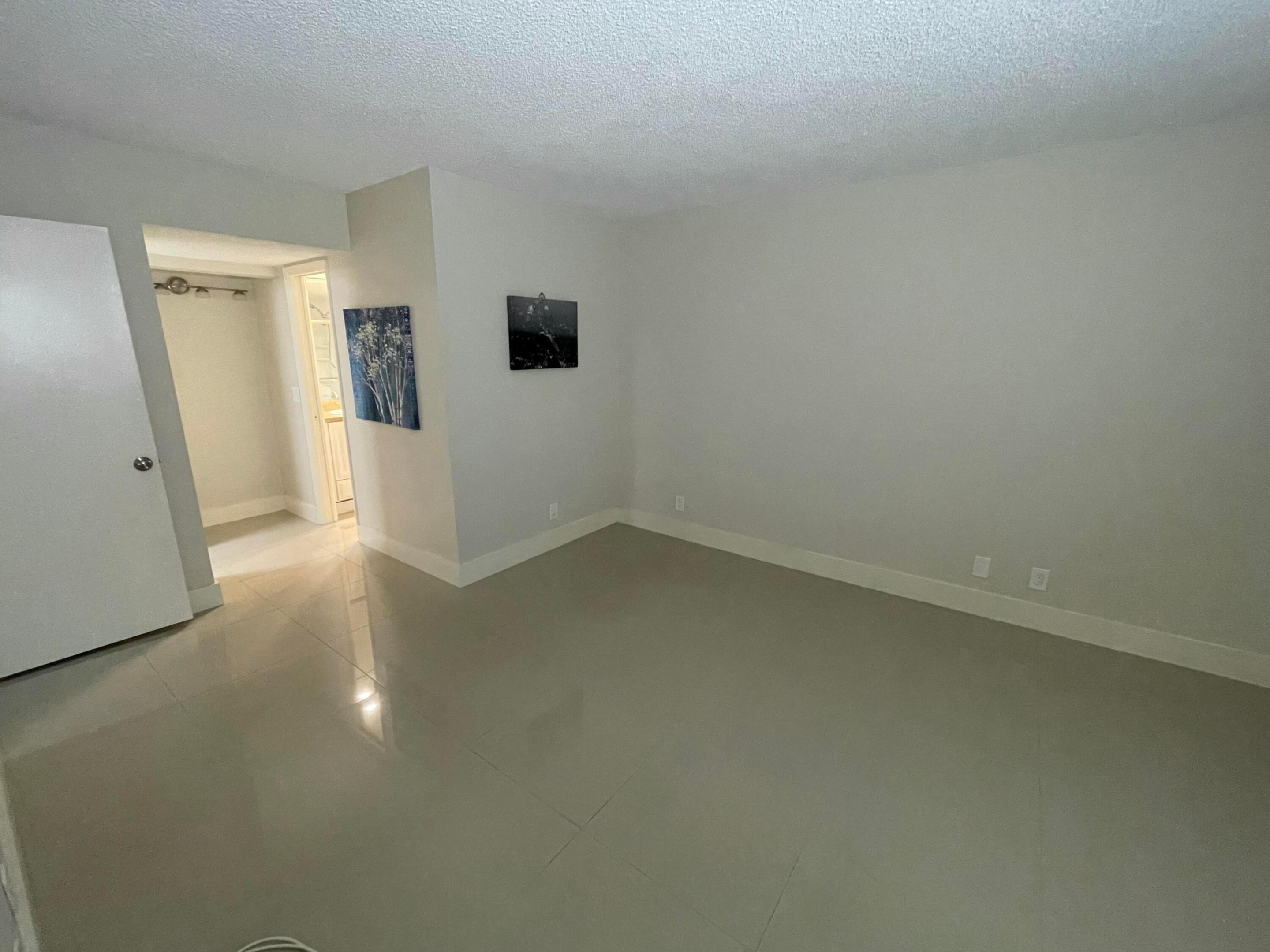 NO 41 PALM-AIRE COUNTRY CLUB - Residential