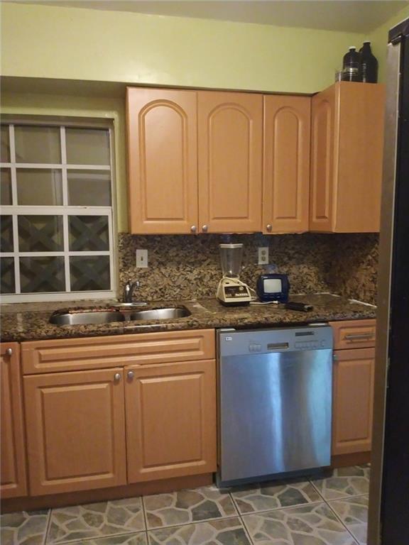 Oriole Estates Sec 7 64-1 - Residential