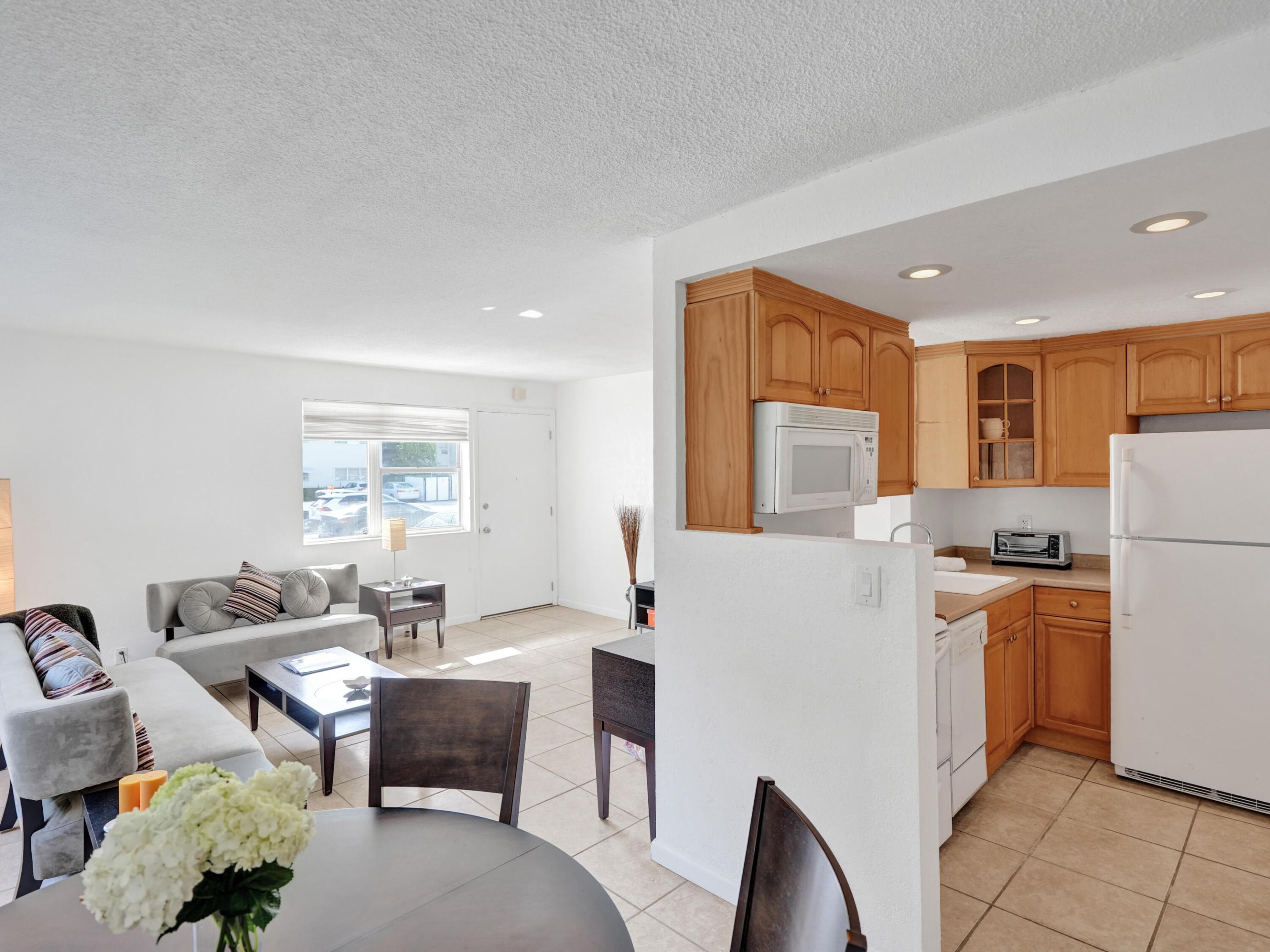 HARWICK HOUSE INC CONDO - Residential