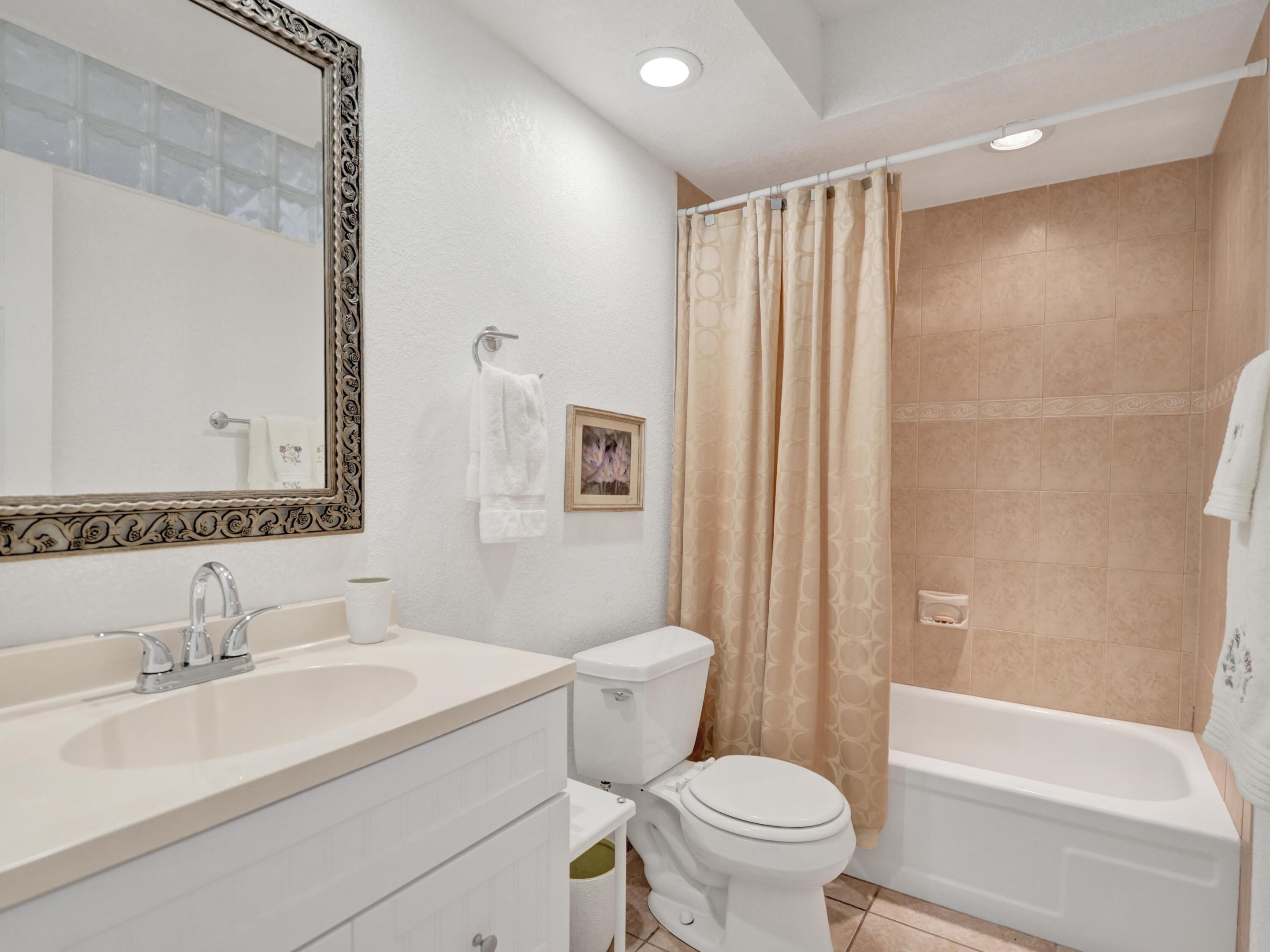 HARWICK HOUSE INC CONDO - Residential