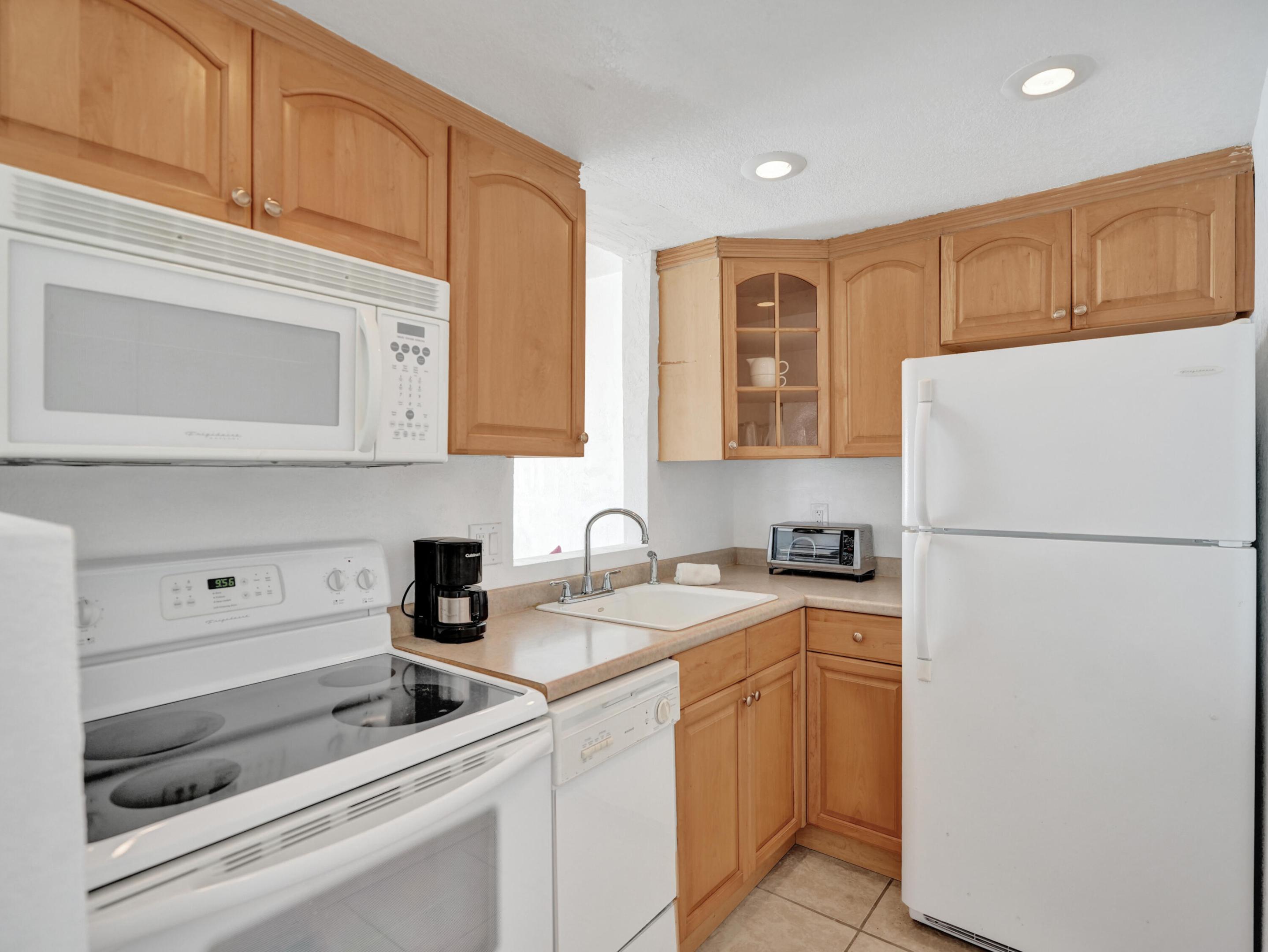 HARWICK HOUSE INC CONDO - Residential