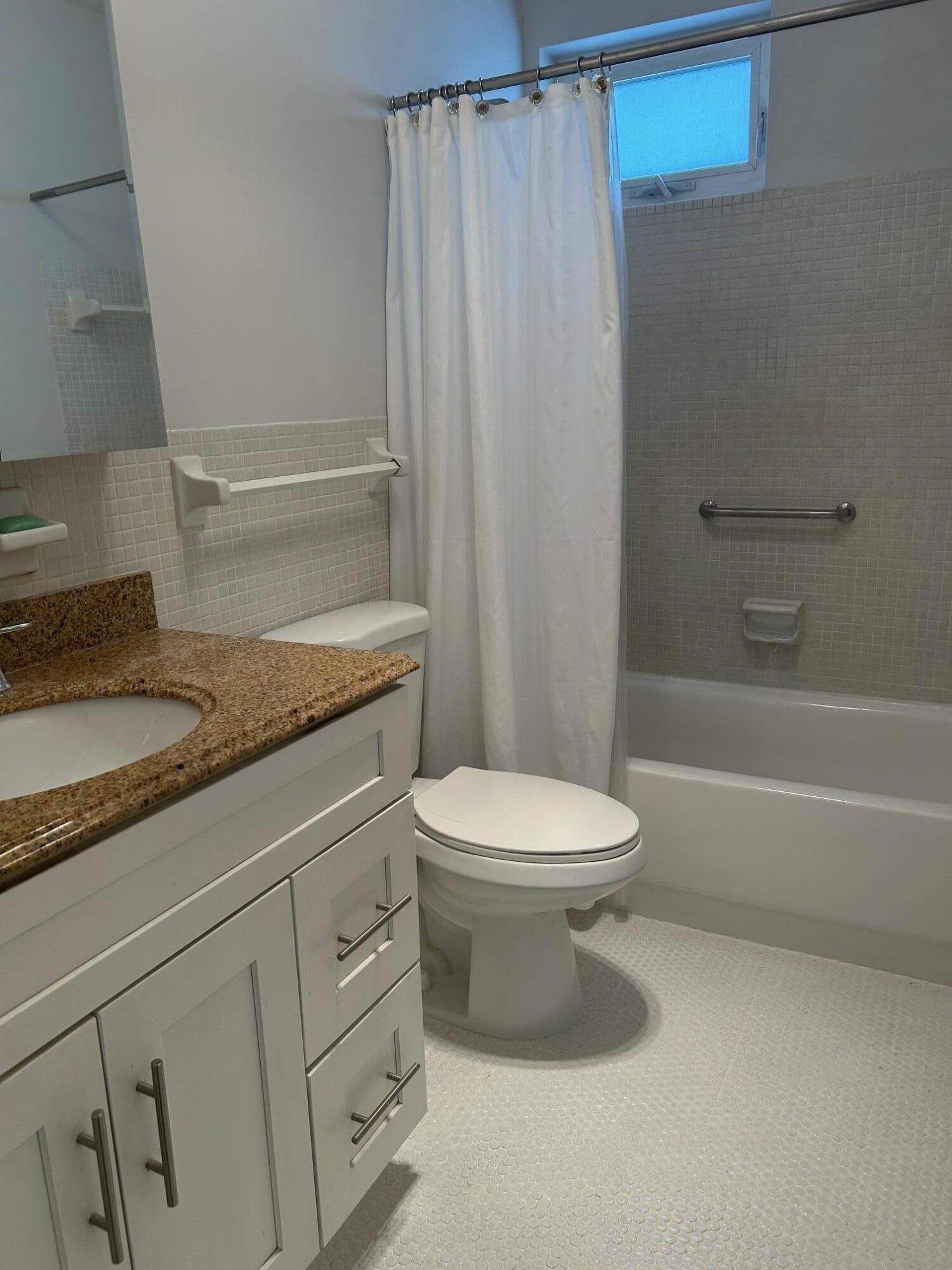 GEORGIAN COURT APTS CO-OP - Residential Lease