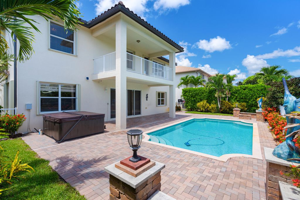 Photo of 1835 SW Newport Isles Boulevard, Port Saint Lucie, FL 34953 (MLS # R11103422)