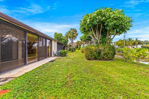 A home in Lake Worth Beach