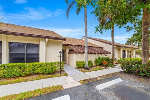 A home in Lake Worth Beach