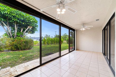 A home in Lake Worth Beach