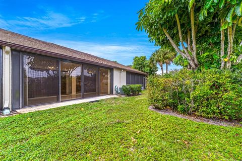 A home in Lake Worth Beach