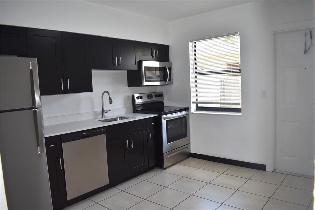 Binstock Sub 2 26-4 B - Residential Income