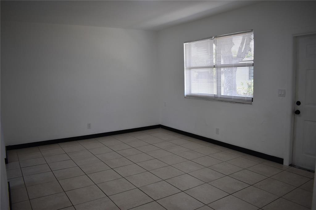 Binstock Sub 2 26-4 B - Residential Income