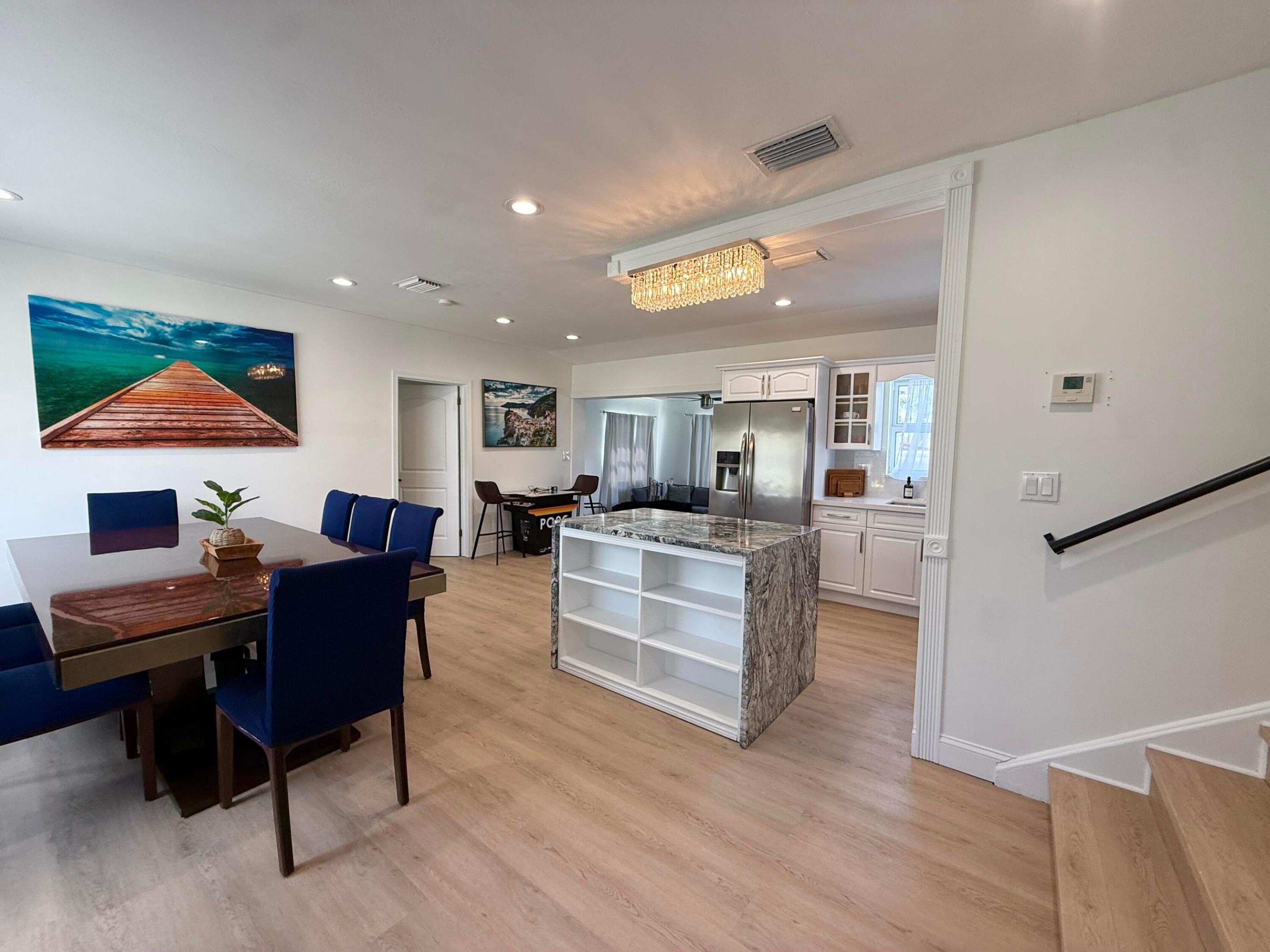 1407 ONTARIO Drive
