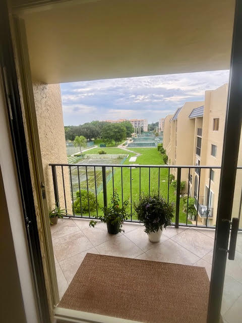 Tennis Club of Palm Beach - Residential