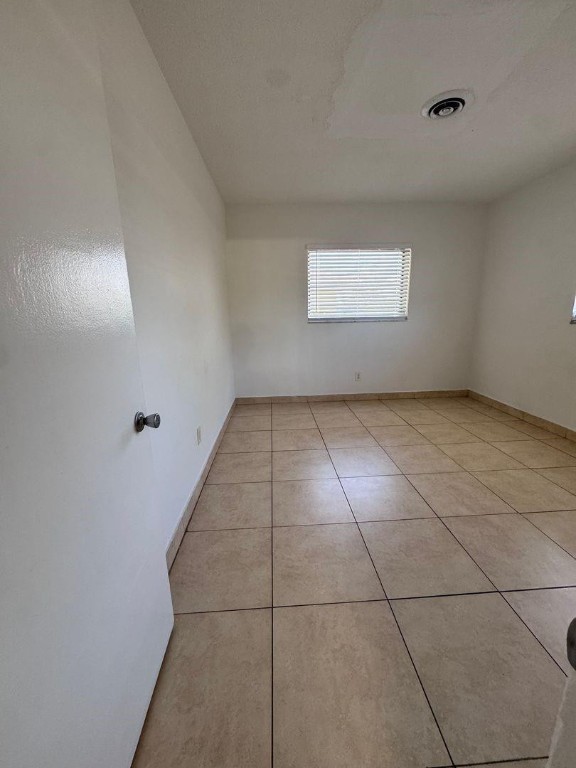 Lloyd Estates Add Corr - Residential Lease