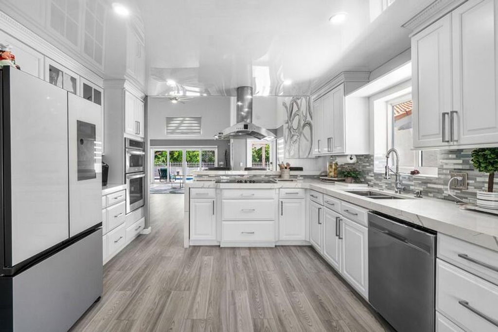 Photo of 10330 Buena Ventura Drive, Boca Raton, FL 33498 (MLS # R11095306)