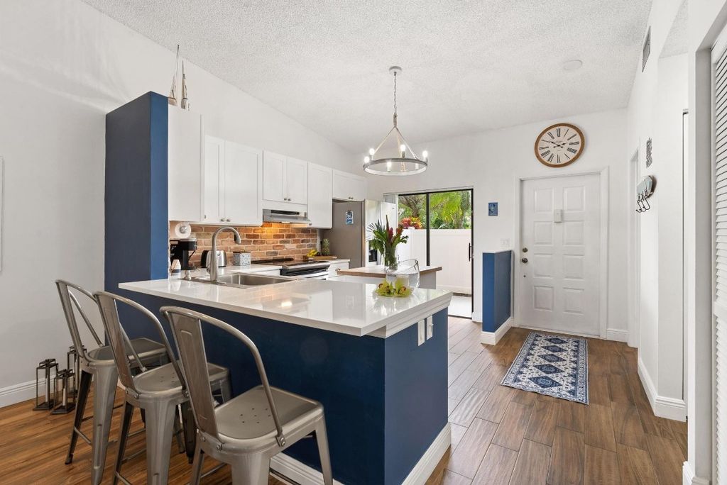 Photo of 6785 Bridlewood Court #6785, Boca Raton, FL 33433 (MLS # F10500148)