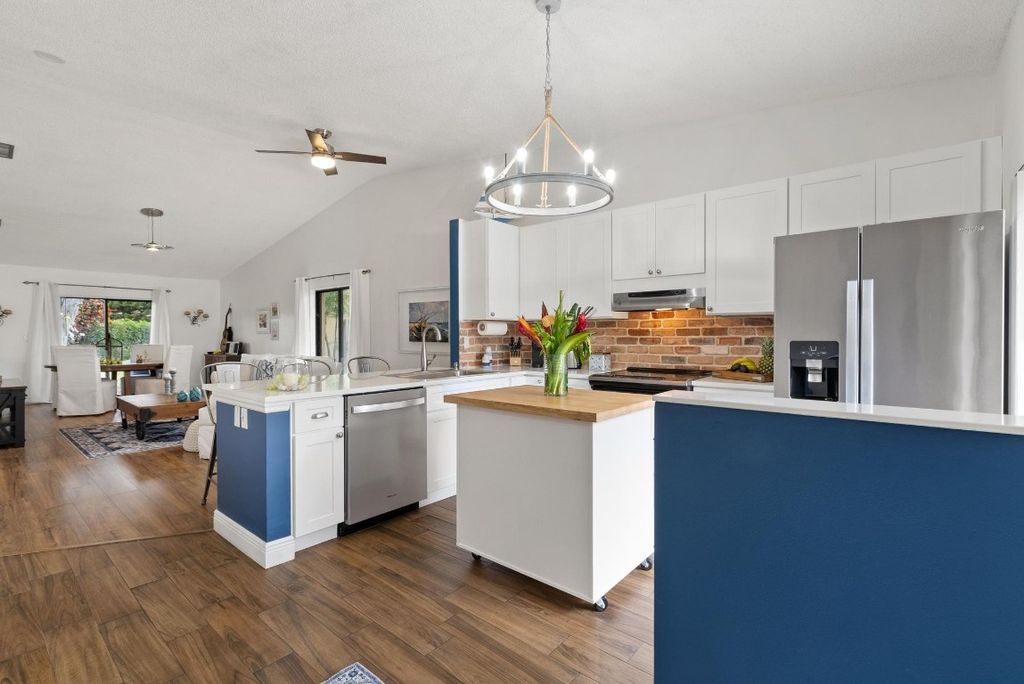 Photo of 6785 Bridlewood Court #6785, Boca Raton, FL 33433 (MLS # F10500148)