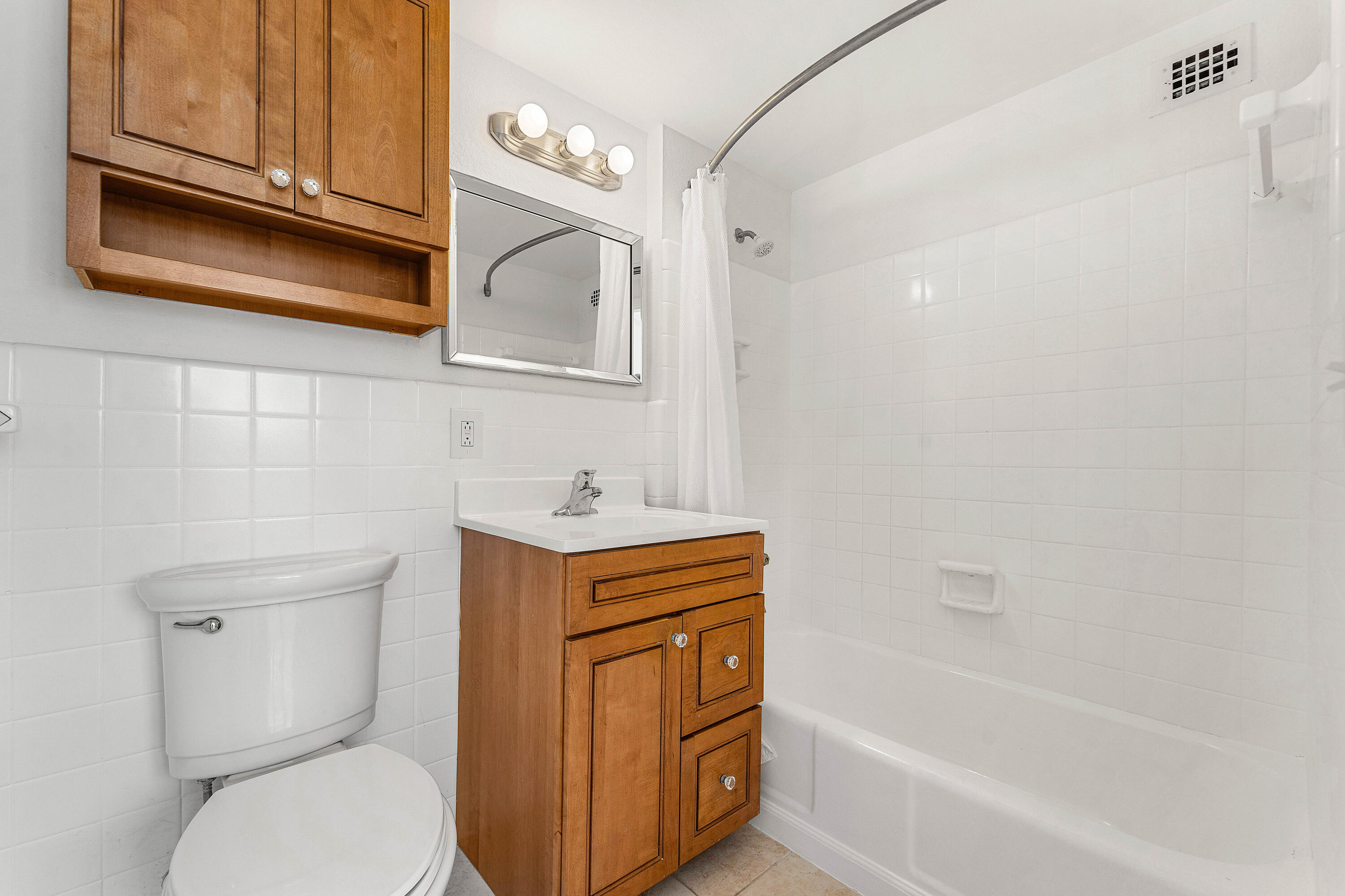 BREAKWATER TOWERS CO-OP - Residential