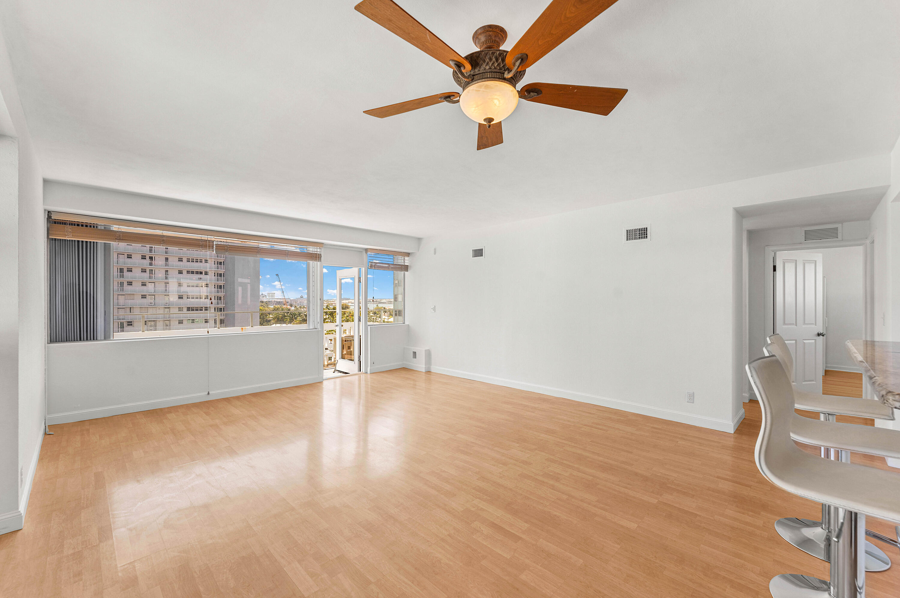 BREAKWATER TOWERS CO-OP - Residential