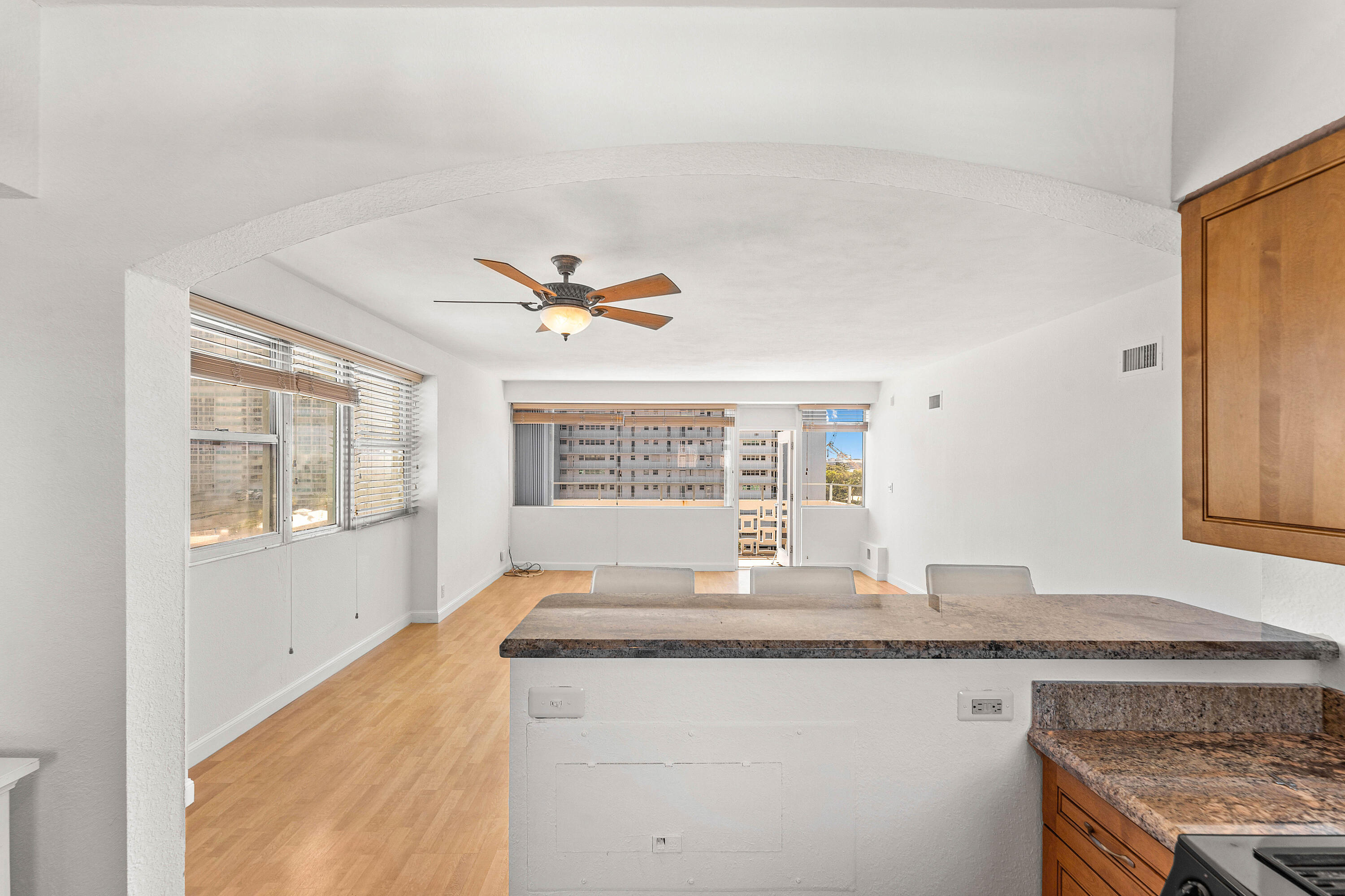 BREAKWATER TOWERS CO-OP - Residential