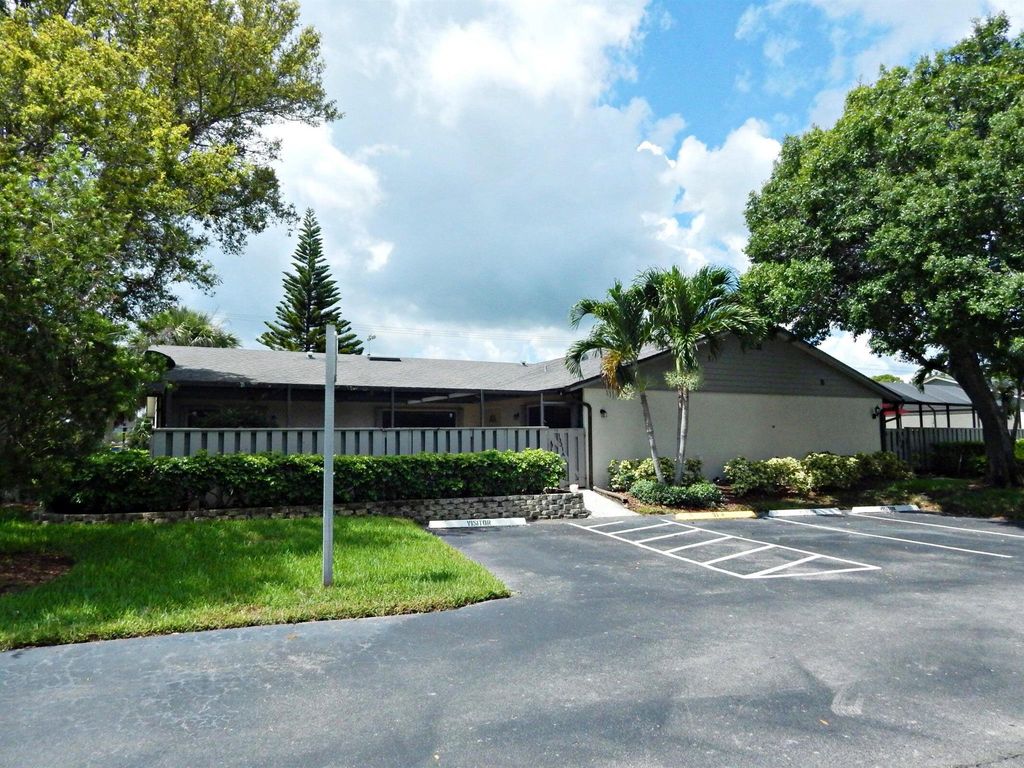 Photo of 1331 Peppertree Trail #C, Fort Pierce, FL 34950 (MLS # R10913832)