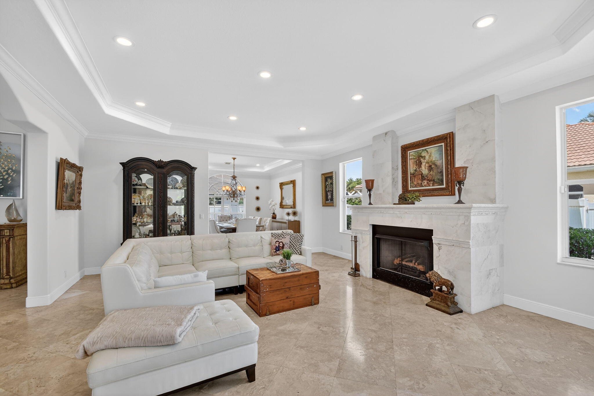 BAY COLONY ESTATES - Residential