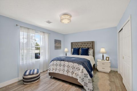 Tiny photo for 7249 NE Bay Harbour Avenue, Boca Raton, FL 33487 (MLS # B26015423)