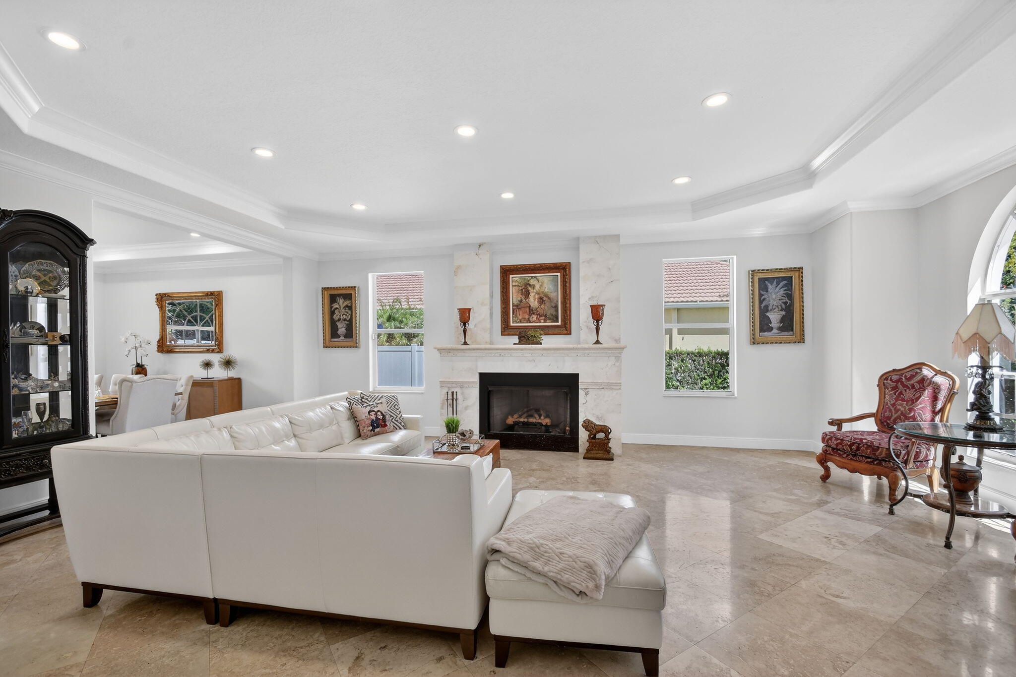 BAY COLONY ESTATES - Residential