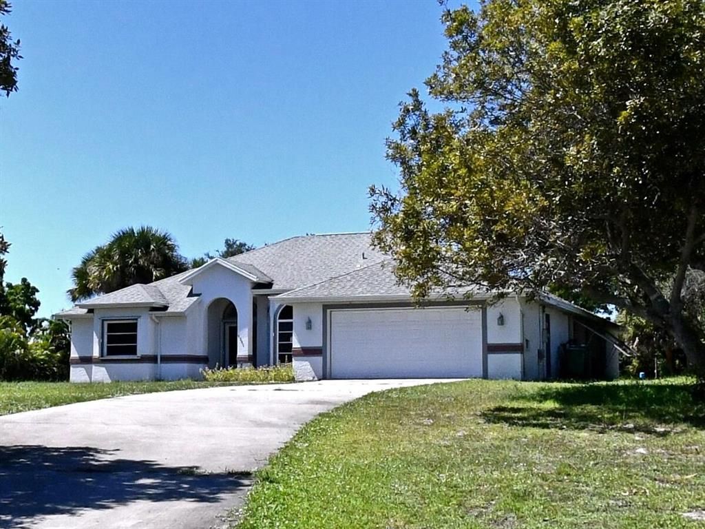 Photo of 9301 S Indian River Drive Dr, Fort Pierce, FL 34982 (MLS # R10811756)