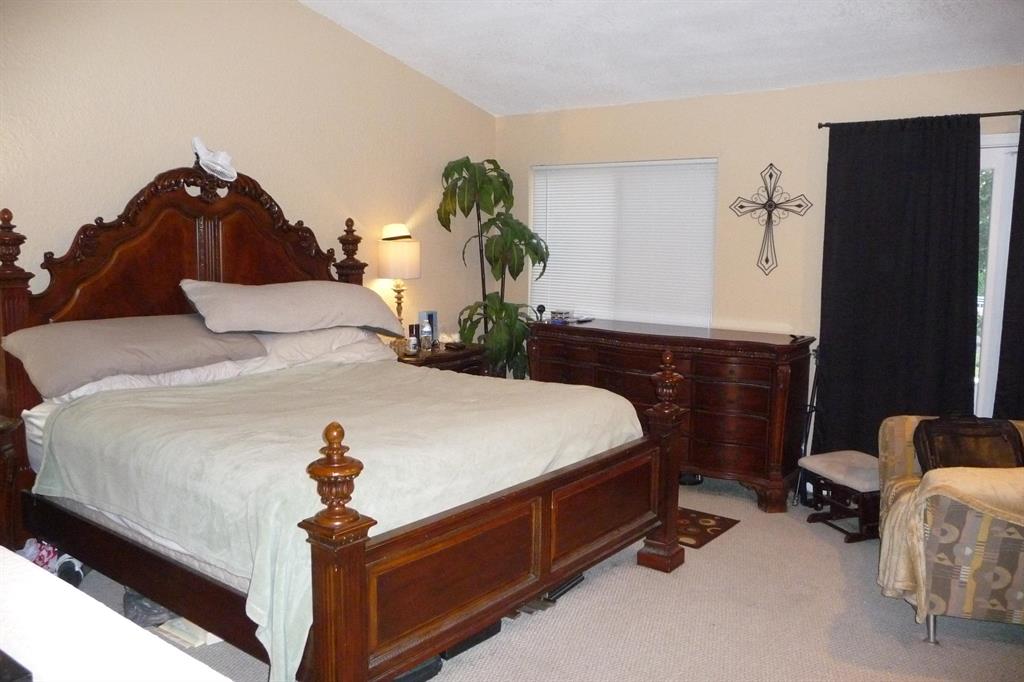 ISLES OF BOCA - Residential Lease