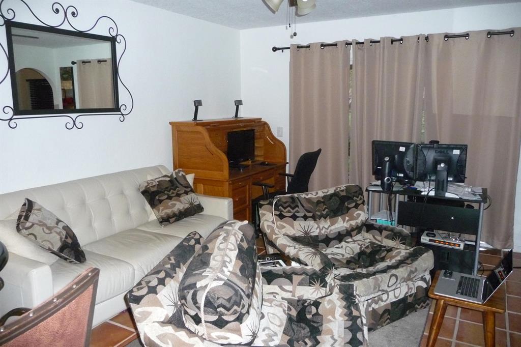 ISLES OF BOCA - Residential Lease