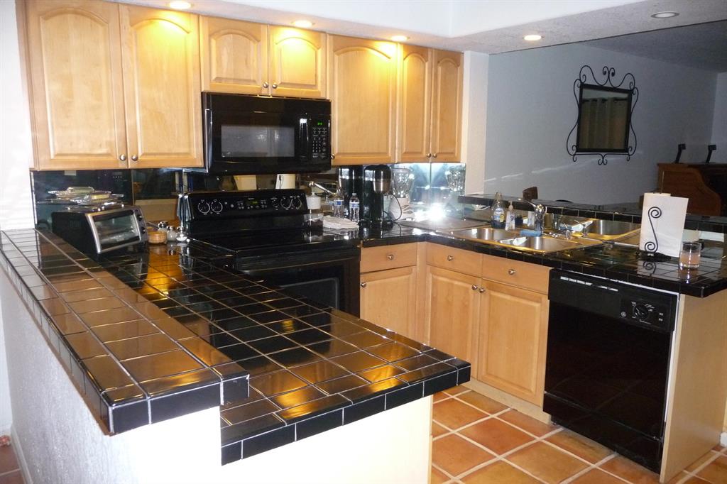 ISLES OF BOCA - Residential Lease