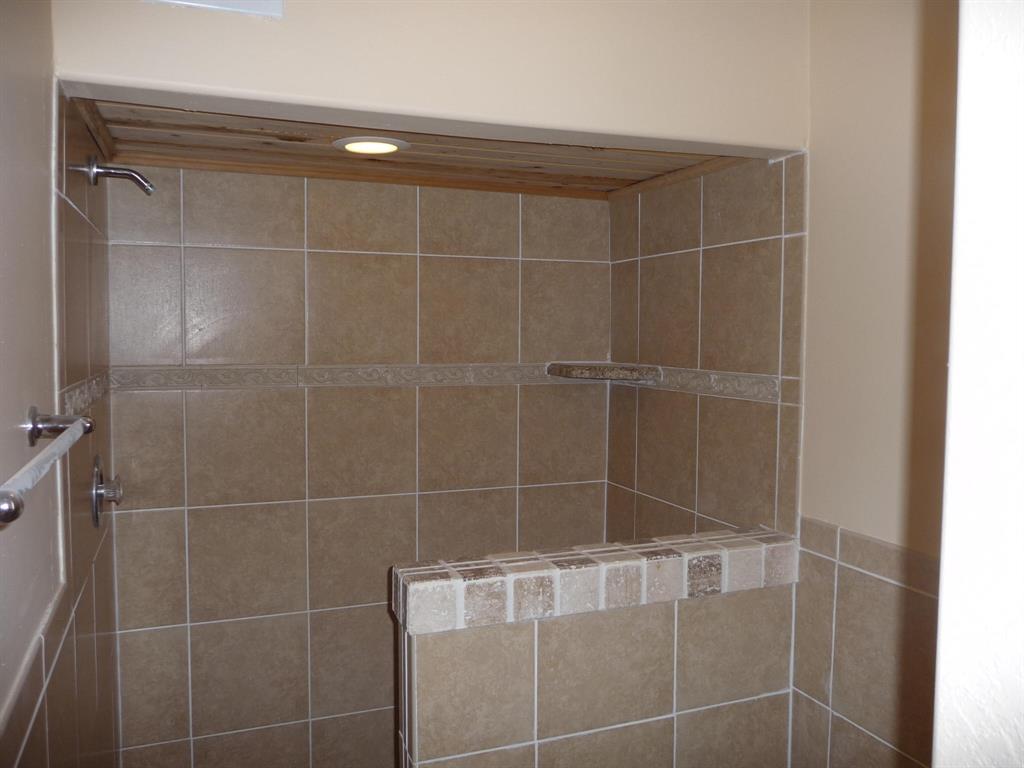 ISLES OF BOCA - Residential Lease