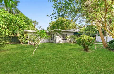Tiny photo for 330 NW 32nd Court, Oakland Park, FL 33309 (MLS # B26050973)