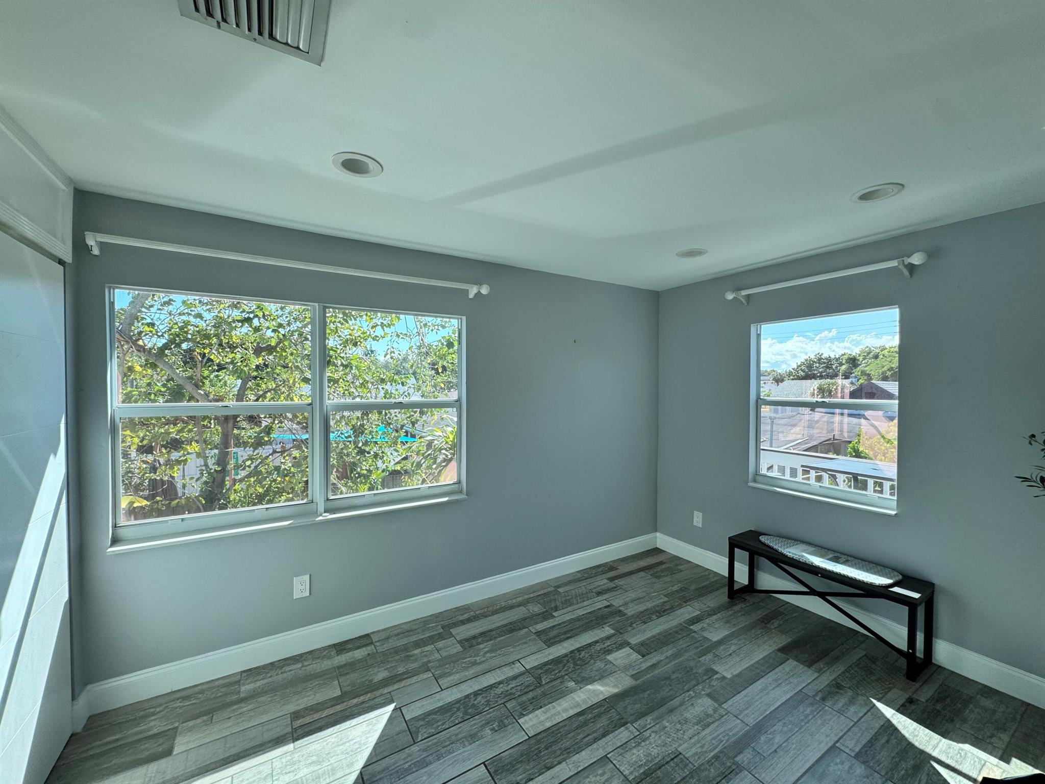 LAKE WORTH TOWN OF - Residential Lease