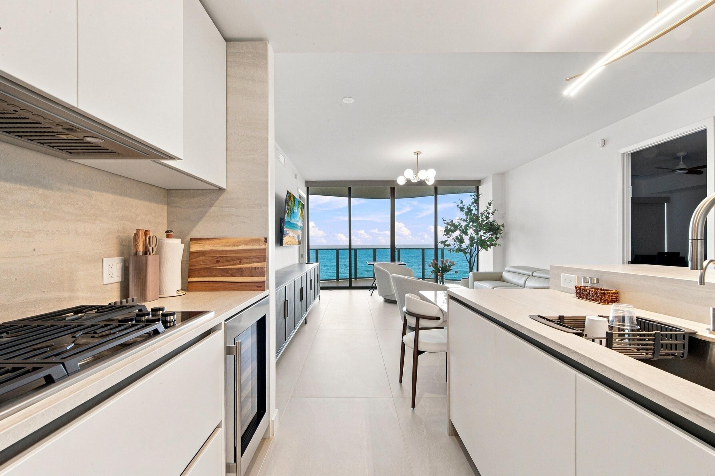 900 N OCEAN Boulevard 705