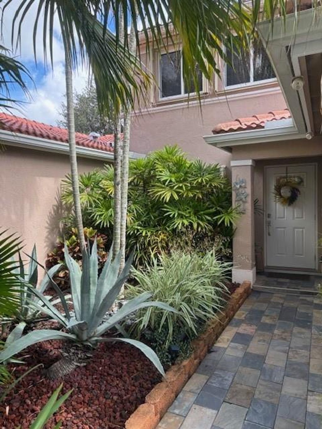 Photo of 1654 SW 109th Ter, Davie, FL 33324 (MLS # F10526657)