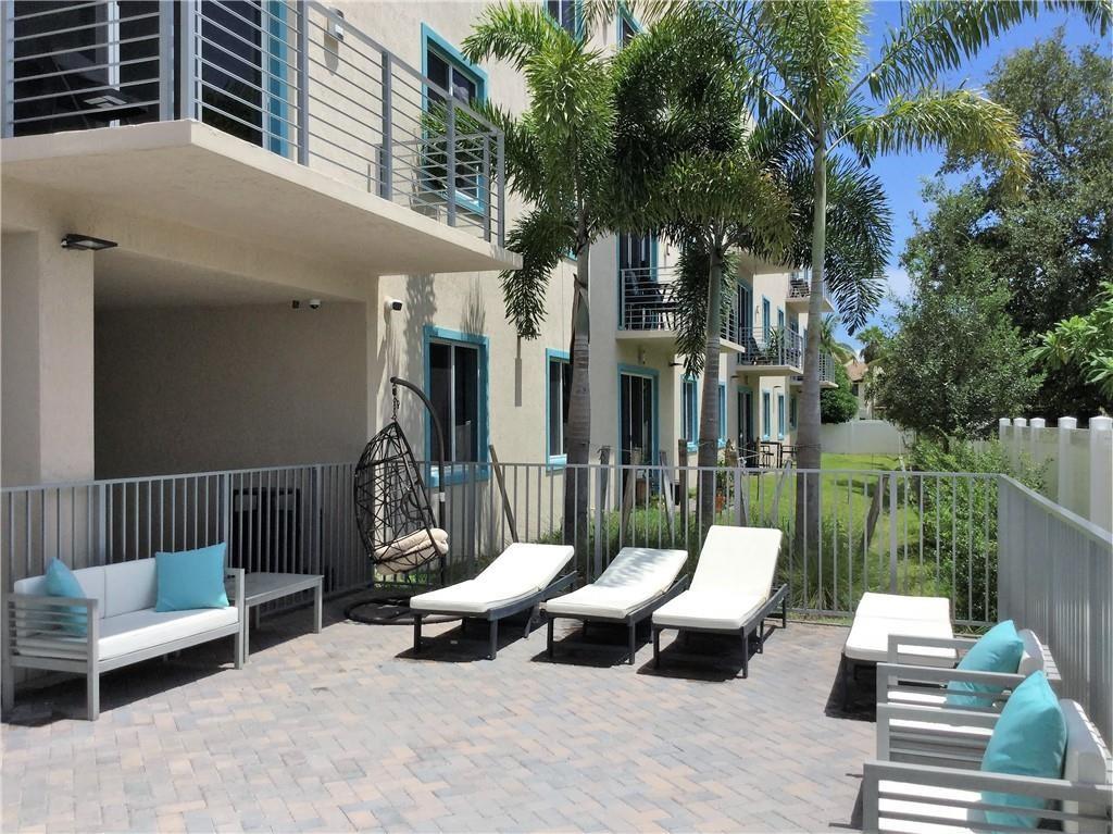 OAKLAND PARK 2ND ADD - Residential Lease